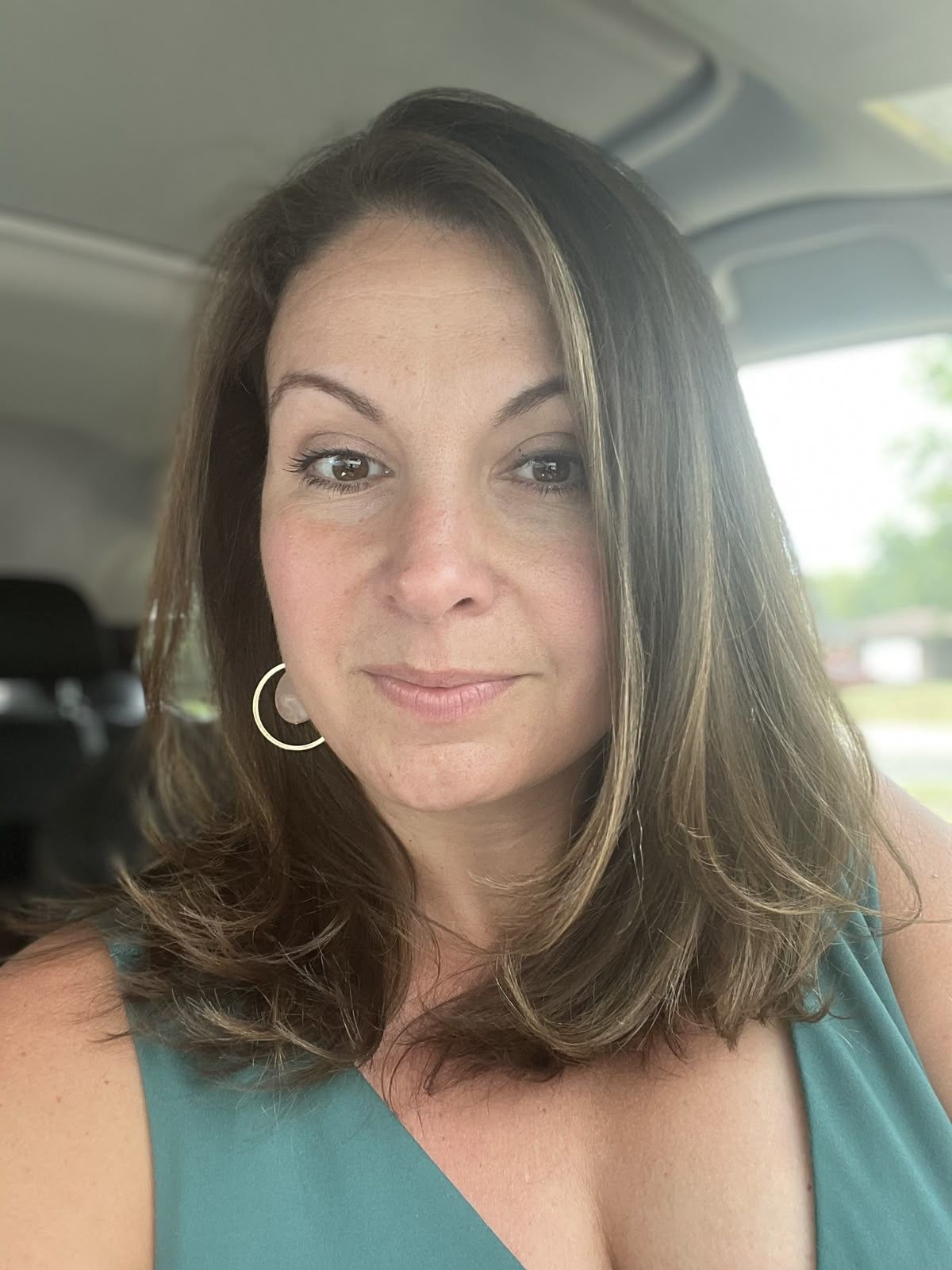 <em><strong>Alicia R.</strong></em>